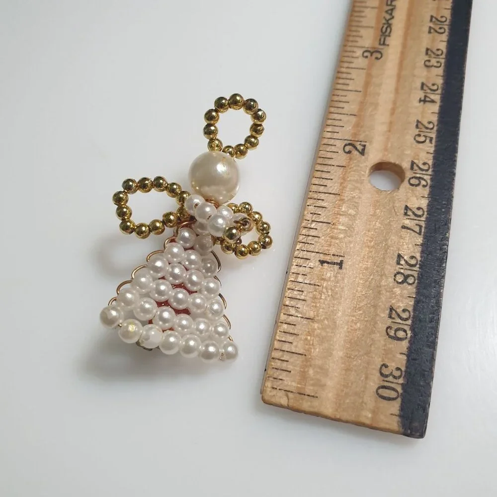 Angel Shape Bead Brooch Faux Pearl Gold Tone Pin Holiday Christmas Gift Vintage - Picture 2 of 3